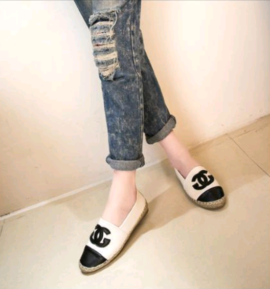 Chic Flat Rope-Edged Shoes